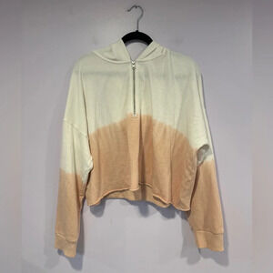 Aerie‎ white and brown quarter zip sweater